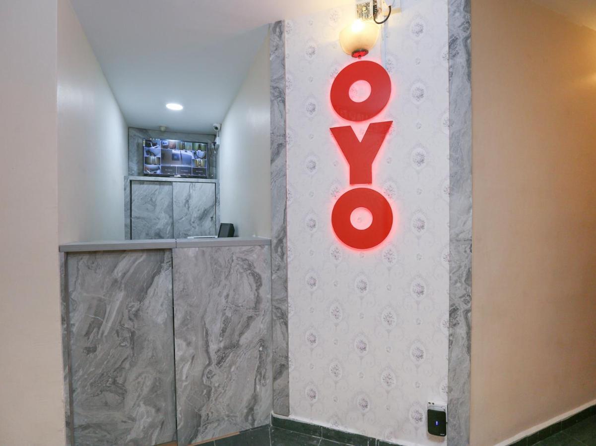 Oyo 89672 Eg Hotel Jj Джохор-Бару Экстерьер фото